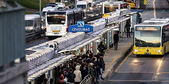 İBB'nin toplu ulaşıma yüzde 22,47 oranında zam talebi reddedildi