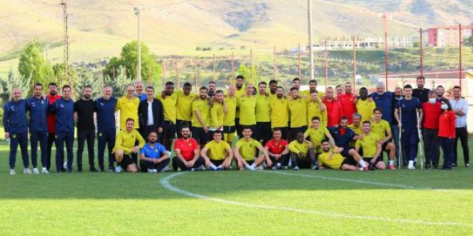 Yeni Malatyaspor'dan, sözleşmesi biten 7 futbolcuya teşekkür