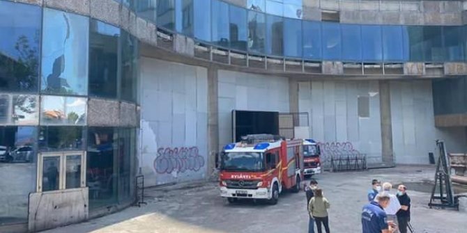 Ankara'da 35 katlı binada yangın