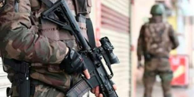 İstanbul'da teröristlere darbe!