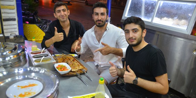 Kısıtlamaların sona erdiği gece şırdancılara koştular