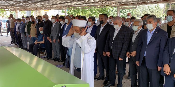 Devlet Bahçeli'nin yeğeni toprağa verildi