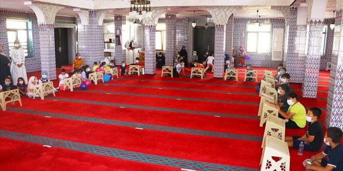 Kur'an kurslarında yüz yüze eğitim başladı