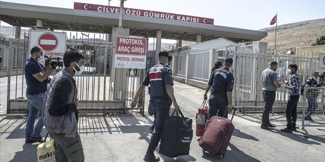 Cilvegözü Sınır Kapısı'ndan Kurban Bayramı öncesi Suriye'ye geçişler başladı