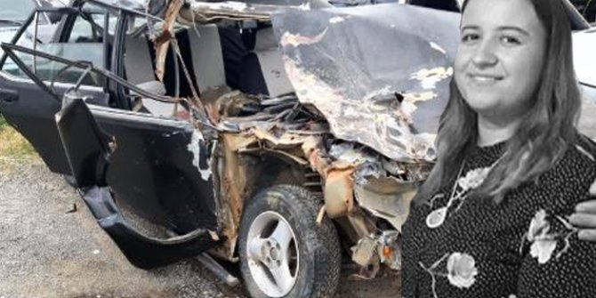 Otomobil, römorka çarptı; sürücü ile annesi yaralandı, eşi öldü