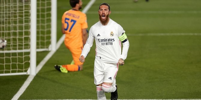 PSG Sergio Ramos'u kadrosuna kattı