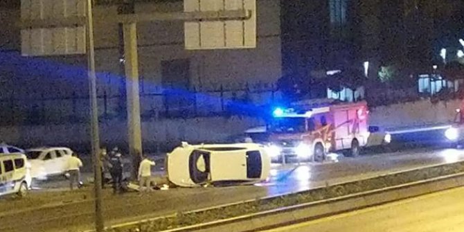 Ankara'da traktör ile otomobil çarpıştı: 5 yaralı