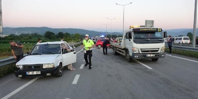 Patoz makinesinden çıkan toz kazaya neden oldu: 12 yaralı