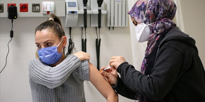 Türkiye'de Kovid-19'la mücadelede uygulanan aşı miktarı 60 milyonu aştı