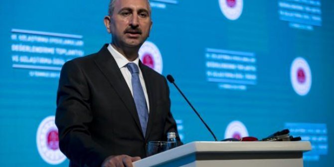 Adalet Bakanı Gül'den sivil anayasa mesajı