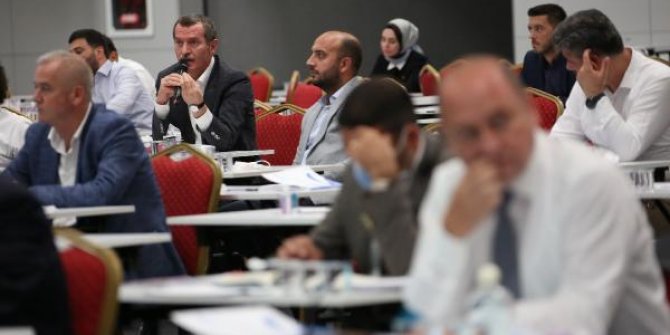 İBB Meclisi'nde parktaki gezici kütüphanenin kaldırılması tartışması