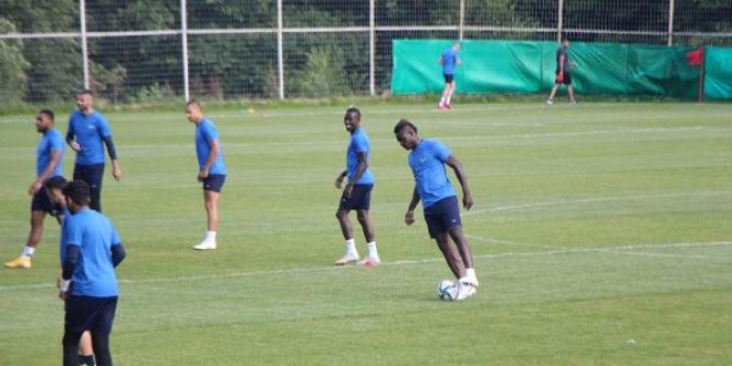 Adana Demirspor'da Balotelli ilk idmanına çıktı