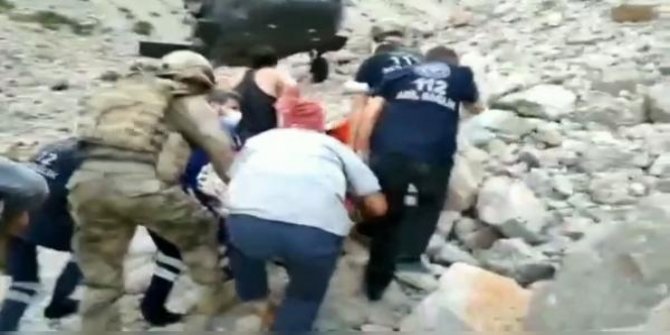 Tunceli'de ayı saldırısına uğrayan Çinli turist, askeri helikopterle hastaneye ulaştırıldı