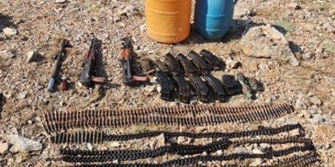 Van'da PKK/KCK'ya ait silah ve patlayıcılar ele geçirildi