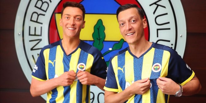 Mesut Özil'in balmumu heykeli, İstanbul'a getirildi