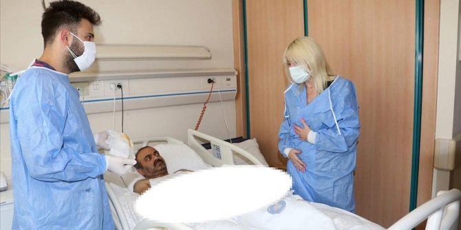Türkiye'de çift kol nakli yapılan 5. hasta Ayılmazdır, kollarını hissetmeye başladı