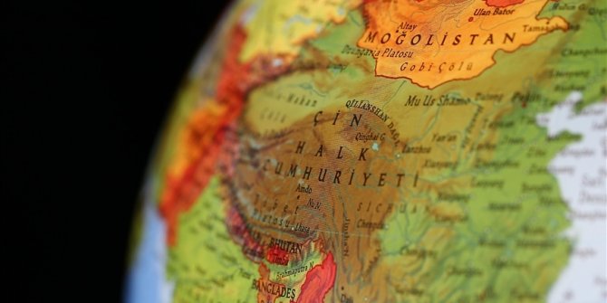 Çin'deki sel nedeniyle en az 12 kişi hayatını kaybetti