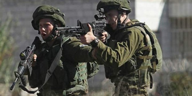 İsrail askerlerinin Batı Şeria'da yaraladığı Filistinli çocuk hayatını kaybetti
