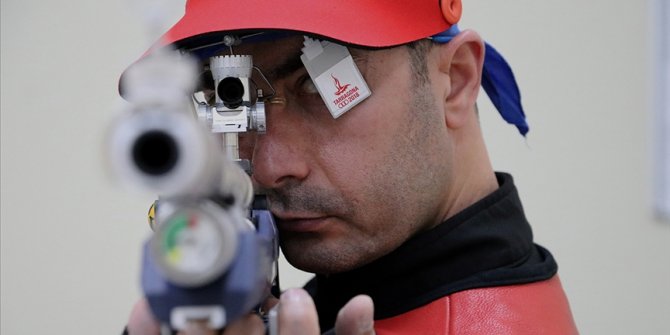 Milli atıcı Ömer Akgün 10 metre havalı tüfek kategorisinde finale yükseldi