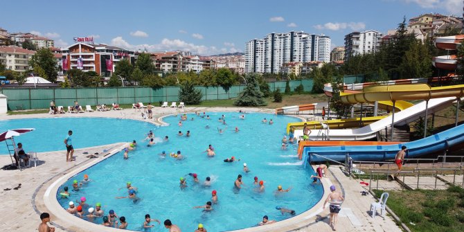 Keçiören'deki Aqua Parklar Eğlencenin Merkezi