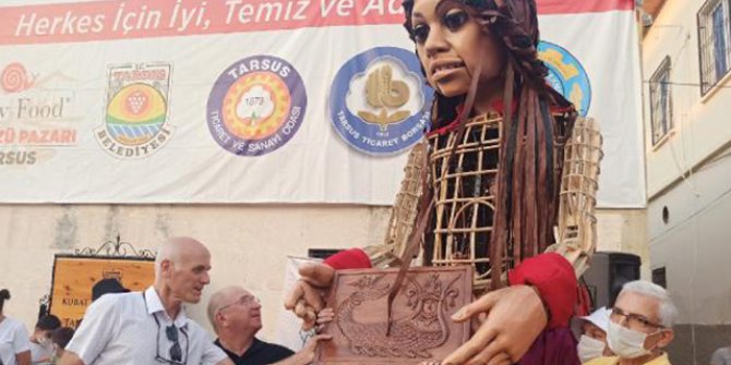 Amal, Tarsus'taki çocuklarla buluştu