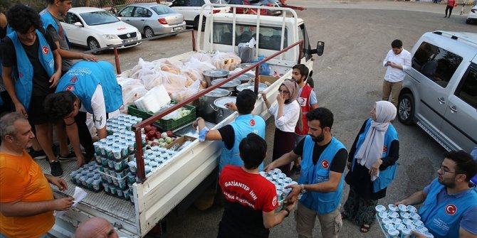 TDV'den yangın bölgelerindeki vatandaşlara yardım
