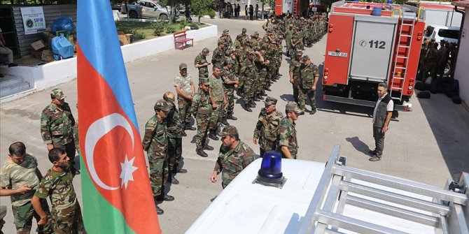 Azerbaycan, orman yangınlarına müdahale için Türkiye'ye üçüncü ekibi gönderdi