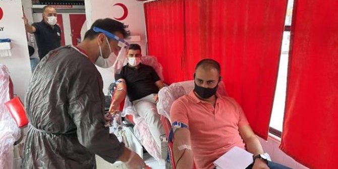 Türk Kızılay, kan bağışlayanlar adına 3 fidan dikecek