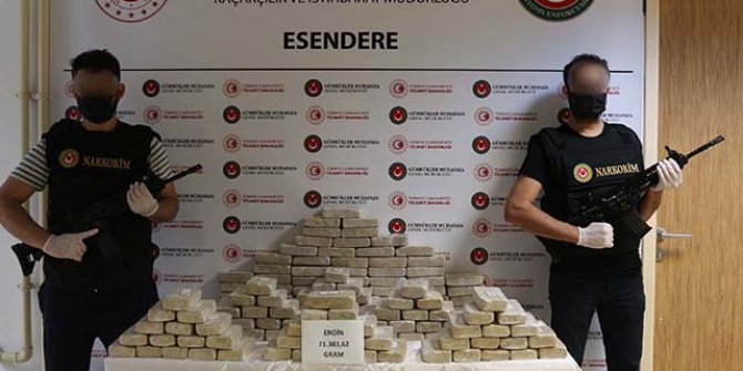 Esendere Gümrük Kapısı'nda TIR'dan 71 kilo eroin çıktı