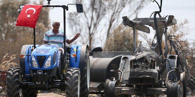 Manavgat'ta yangına müdahale eden çiftçinin yanan traktörünün yerine yenisi teslim edildi