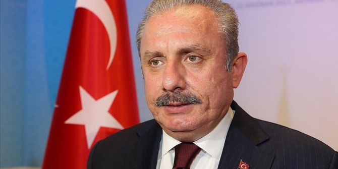 TBMM Başkanı Şentop, olimpiyat oyunlarında madalya kazanan kadın boksörleri kutladı