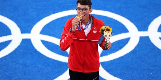 Tokyo 2020'ye katılan genç sporcular umut verdi