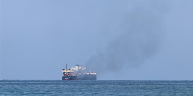 İskenderun Körfezi'nde bir gemide yangın çıktı