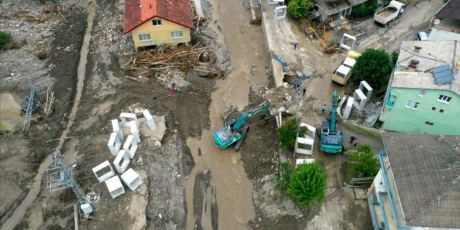 Bozkurt'ta 'becayiş' uygulaması: Kaymakam değişti
