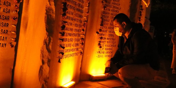 17 Ağustos depreminde yaşamını yitirenler törenlerle anıldı