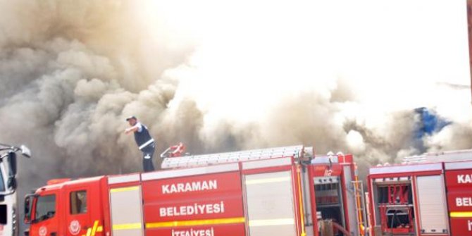 Karaman'da kereste deposu yangını