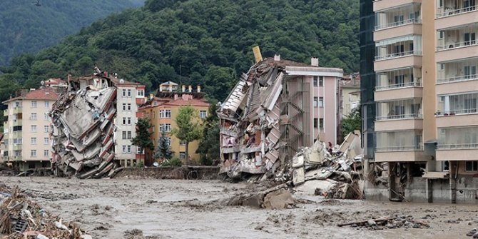 Sel felaketinde can kaybı 81'e yükseldi