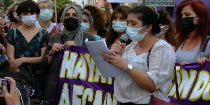 Kadıköy'de Afgan kadınlar için eylem