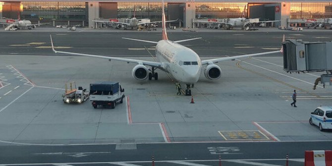 Afganistan'dan tahliye edilen 160 yolcu daha Türkiye'ye getirildi
