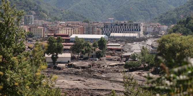Selden etkilenen bölgelere 1 milyonun üzerinde ayni bağış yapıldı