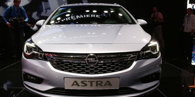 Kompakt sınıfın en çok satan aracı Opel Astra 30 yaşında