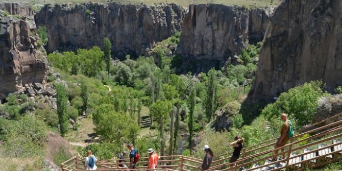 Ihlara Vadisi'nin yolları turistleri yıldırmıyor