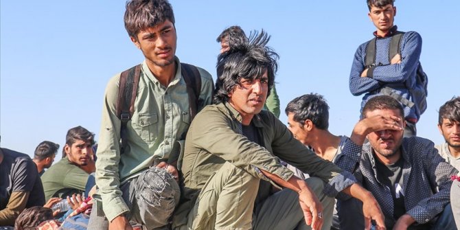Taliban'a göre Afganlar ekonomik nedenlerle ülkeden ayrılmak istiyor