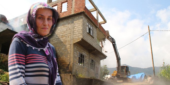 Rize’de heyelan riski altındaki yapıların yıkımı başladı