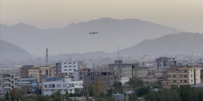 İspanya, Afganistan'dan tahliyelerin bugün sona erdiğini duyurdu