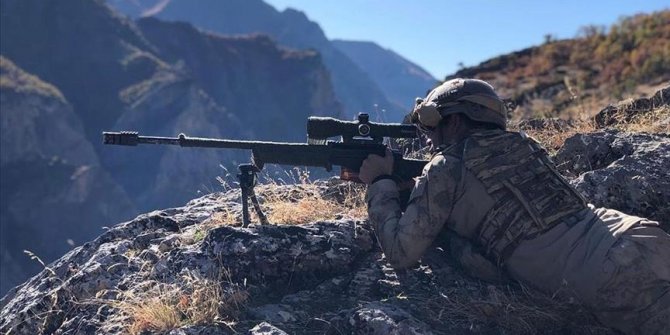Barış Pınarı ve Fırat Kalkanı bölgelerinde 7 PKK/YPG'li terörist etkisiz hale getirildi