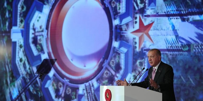 Başkan Erdoğan: Duruşuyla düşmana korku, dosta güven verecek