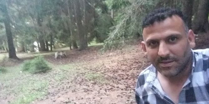 Ormanda karşılaştığı ayı ile selfie yaptı