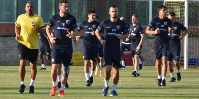 Hikmet Karaman: Herkesin takdirle karşıladığı Kayserispor ortaya çıkacak