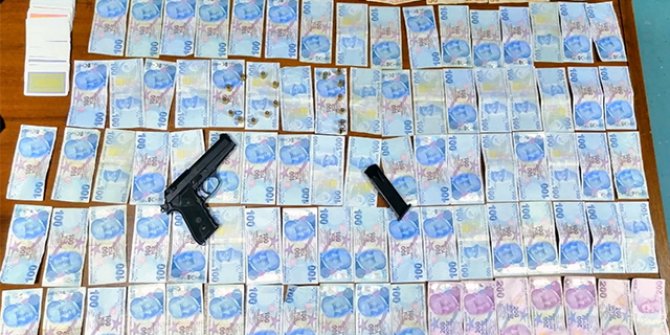 Adana'da kumar oynayan 140 kişiye 187 bin lira ceza